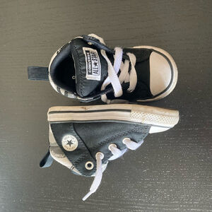 Infant Converse All Star Sneakers Size 5 Black